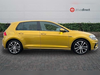 Used Volkswagen Golf 2018 for sale - 77375326: Photo