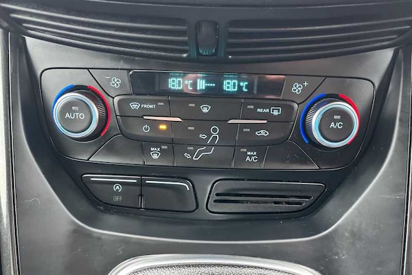 Used Ford Kuga 2018 for sale - 76242652: Photo 15