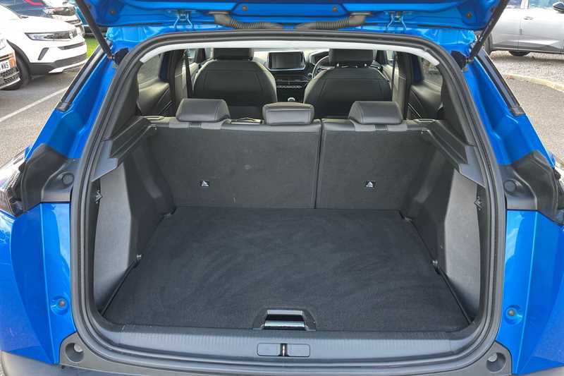 Used Peugeot 2008 2021 for sale - 76529879: Photo 25