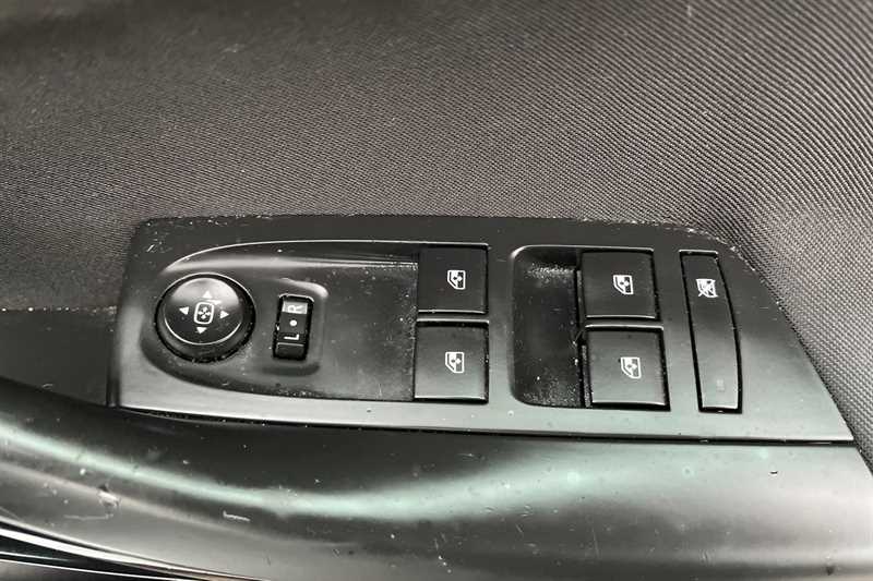 Used Vauxhall Astra 2017 for sale - 77335012: Photo 16