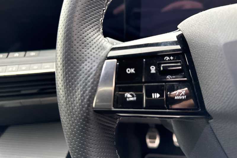 Used Vauxhall Astra 2023 for sale - 77561570: Photo 21