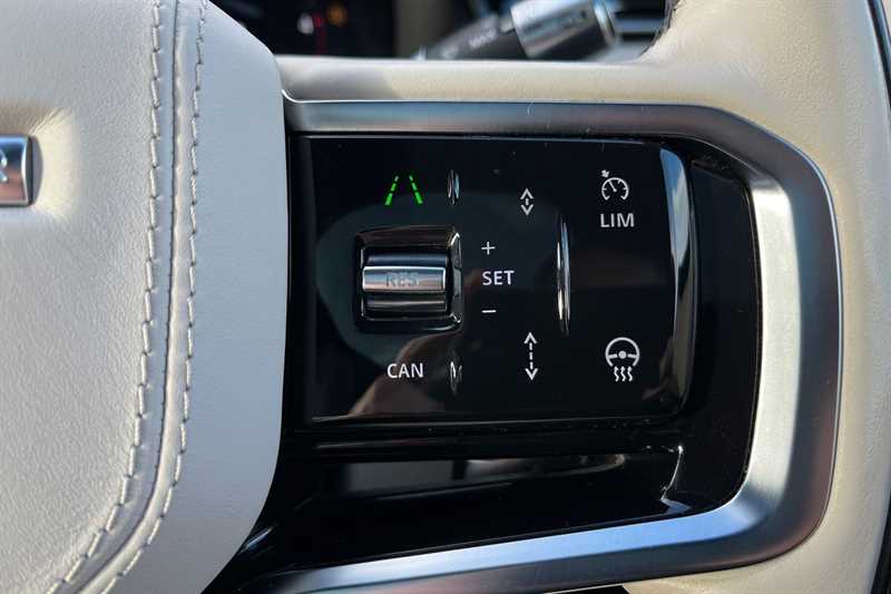 Used Land Rover Range Rover Velar 2021 for sale - 76733365: Photo 22