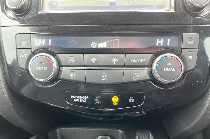 Used Nissan Qashqai 2018 for sale - 77741971: Photo 15