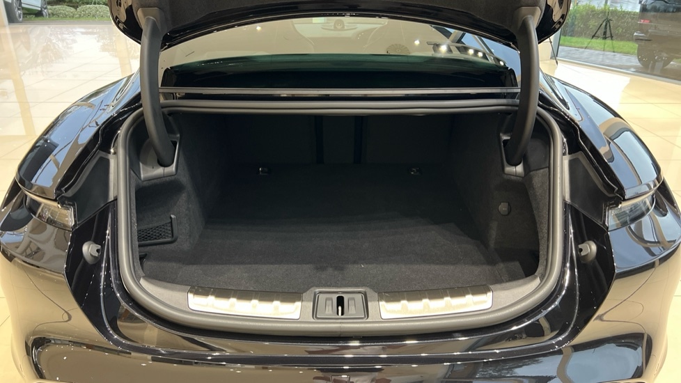 Used Porsche Taycan 2023 for sale - 76285596: Photo 15