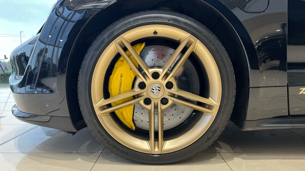 Used Porsche Taycan 2023 for sale - 76285596: Photo 17