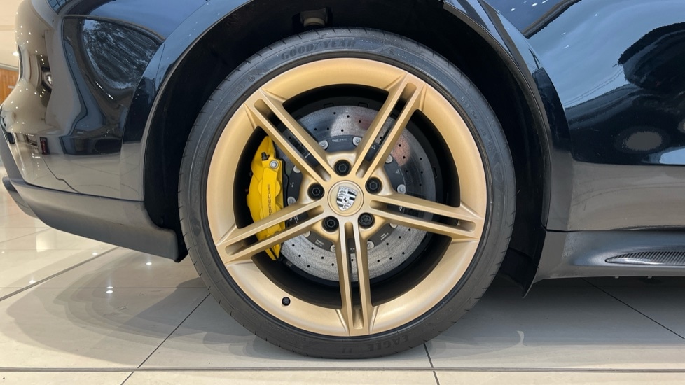Used Porsche Taycan 2023 for sale - 76285596: Photo 19
