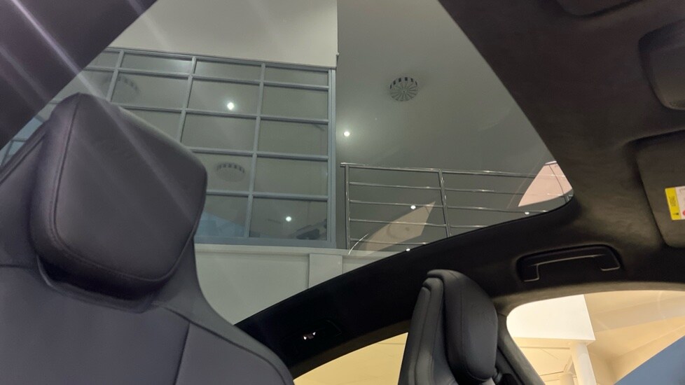 Used Porsche Taycan 2023 for sale - 76285596: Photo 31
