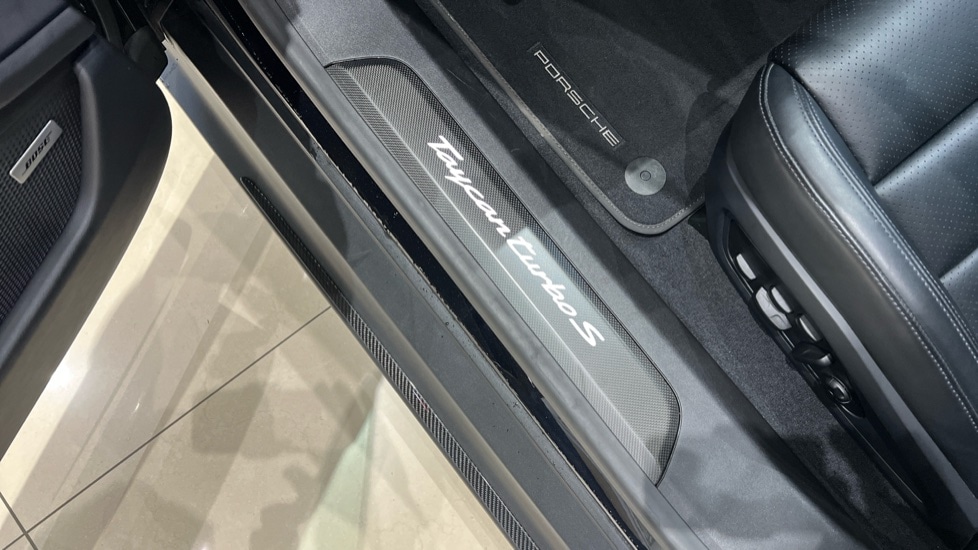 Used Porsche Taycan 2023 for sale - 76285596: Photo 37