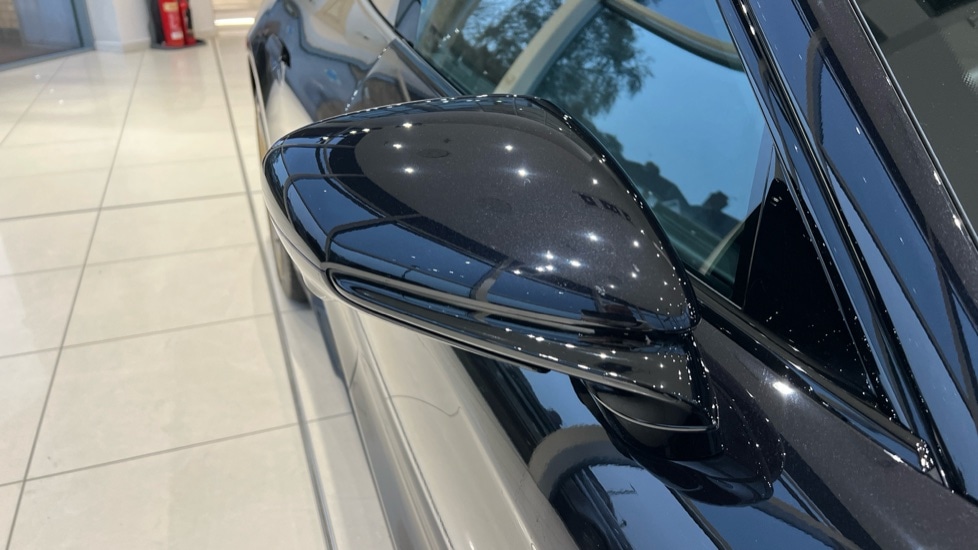 Used Porsche Taycan 2023 for sale - 76285596: Photo 39