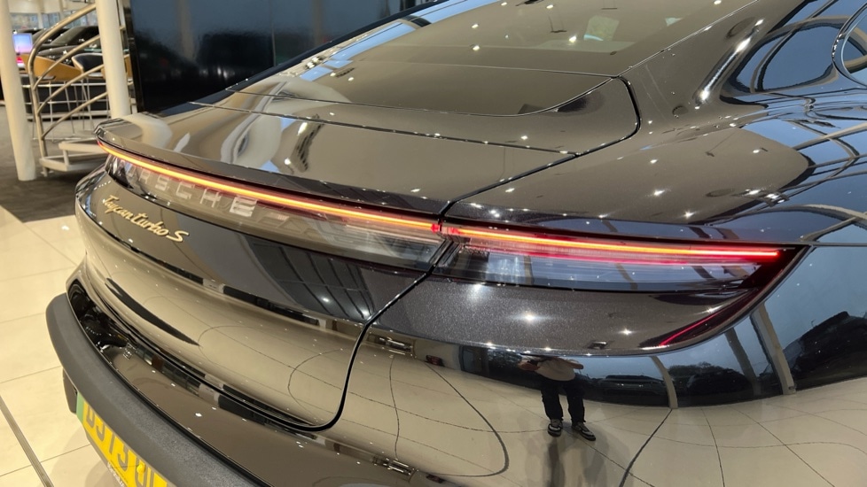 Used Porsche Taycan 2023 for sale - 76285596: Photo 44