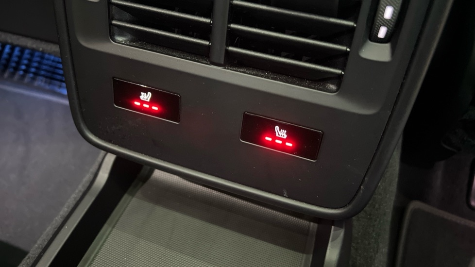 Used Porsche Taycan 2023 for sale - 76285596: Photo 60
