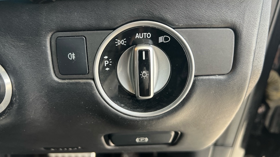 Used Mercedes-Benz GLE 2018 for sale - 76146028: Photo 64