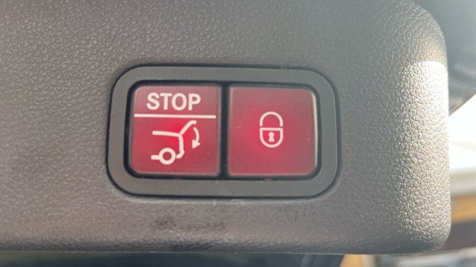 Used Mercedes-Benz GLE 2018 for sale - 76146028: Photo 76