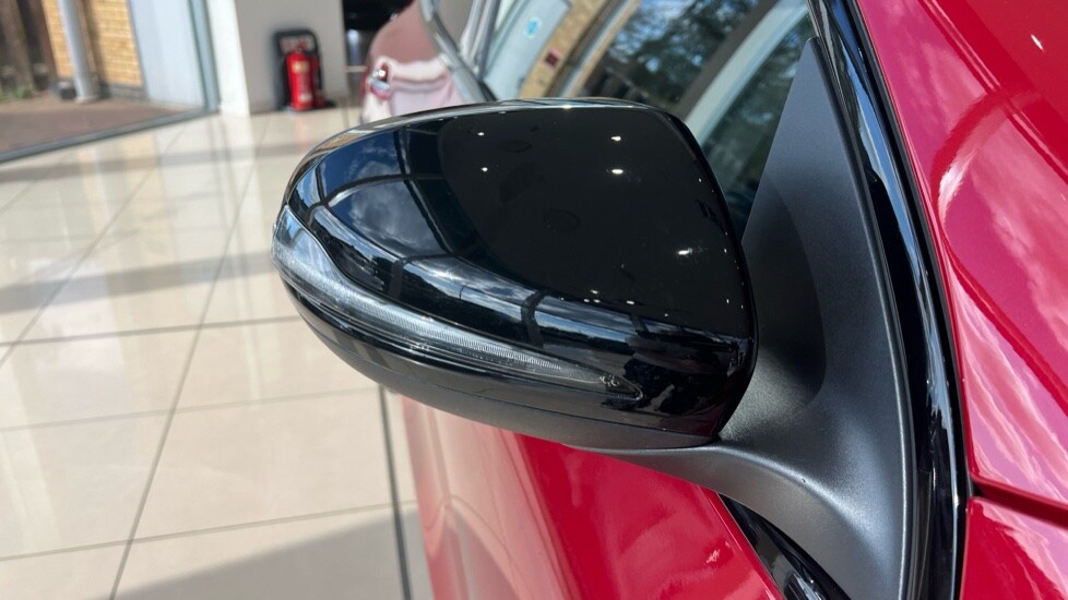 Used Mercedes-Benz GLA 2022 for sale - 76104130: Photo 42