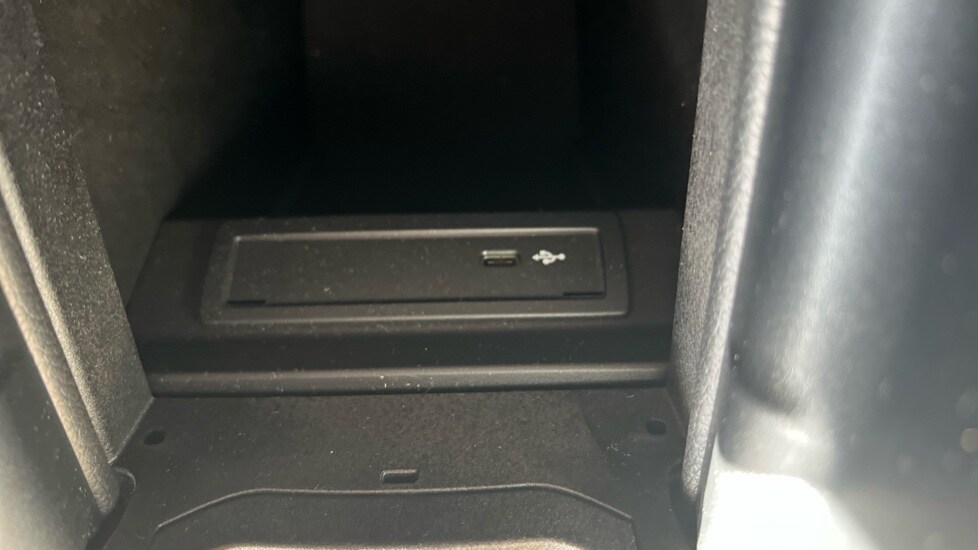 Used Mercedes-Benz GLA 2022 for sale - 76104130: Photo 55
