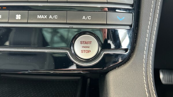 Used Jaguar F-Pace 2019 for sale - 75610562: Photo 59