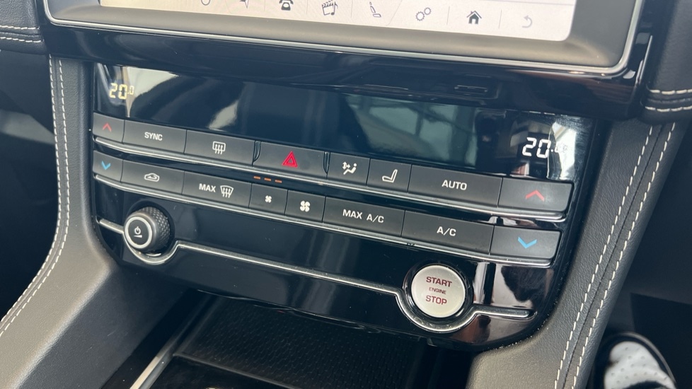 Used Jaguar F-Pace 2019 for sale - 76754706: Photo 58