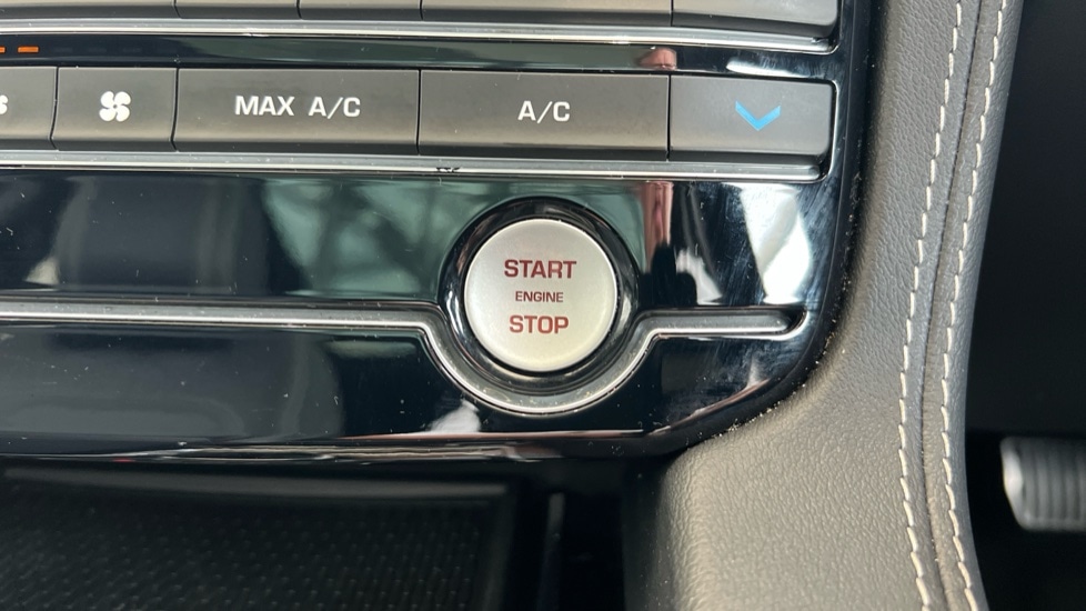 Used Jaguar F-Pace 2019 for sale - 76754706: Photo 59