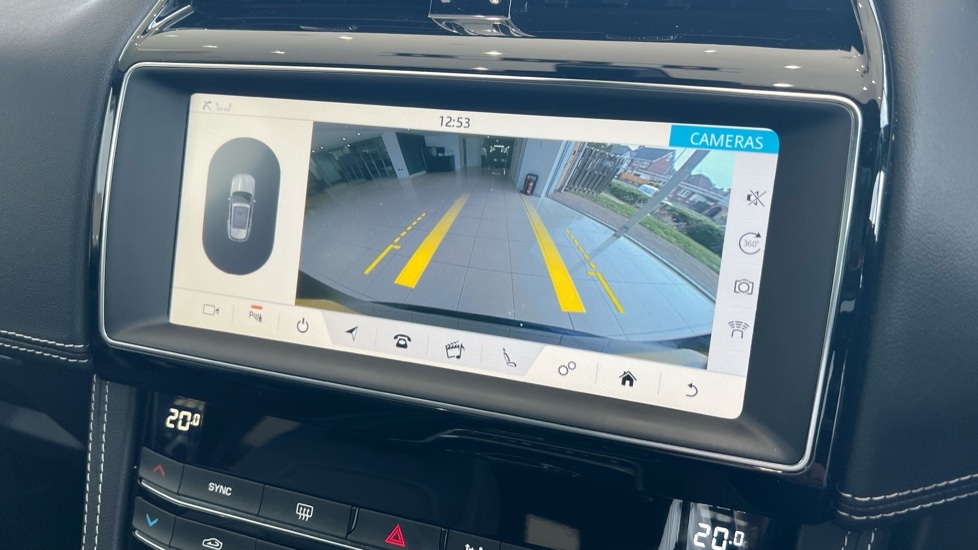 Used Jaguar F-Pace 2019 for sale - 76552284: Photo 12