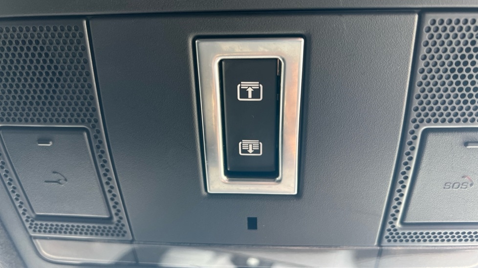 Used Jaguar F-Pace 2019 for sale - 76552284: Photo 64