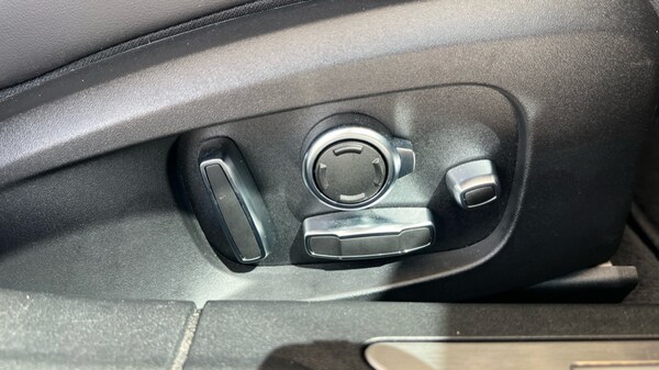 Used Jaguar XF 2024 for sale - 76180200: Photo 25