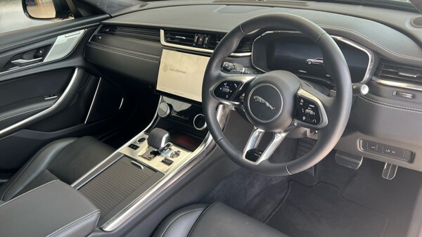 Used Jaguar XF 2024 for sale - 76180200: Photo 32