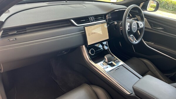 Used Jaguar XF 2024 for sale - 76180200: Photo 33