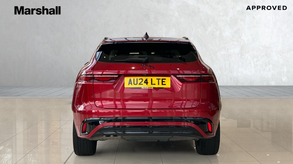 Used Jaguar F-Pace 2024 for sale - 76328019: Photo 6