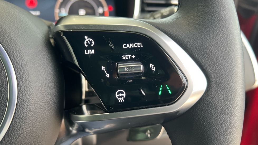 Used Jaguar F-Pace 2024 for sale - 76328019: Photo 69