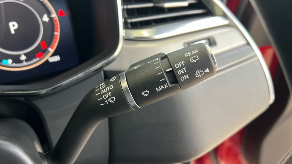 Used Jaguar F-Pace 2024 for sale - 76328019: Photo 71