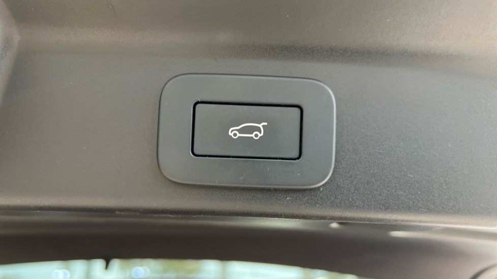 Used Jaguar F-Pace 2024 for sale - 76328019: Photo 80