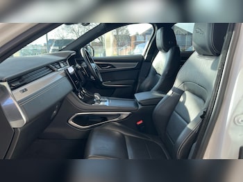 Used Jaguar F-Pace 2021 for sale - 76556938: Photo