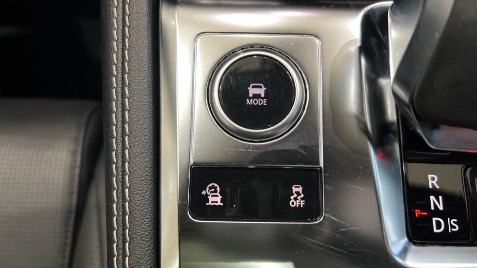 Used Jaguar F-Pace 2023 for sale - 76609585: Photo 64