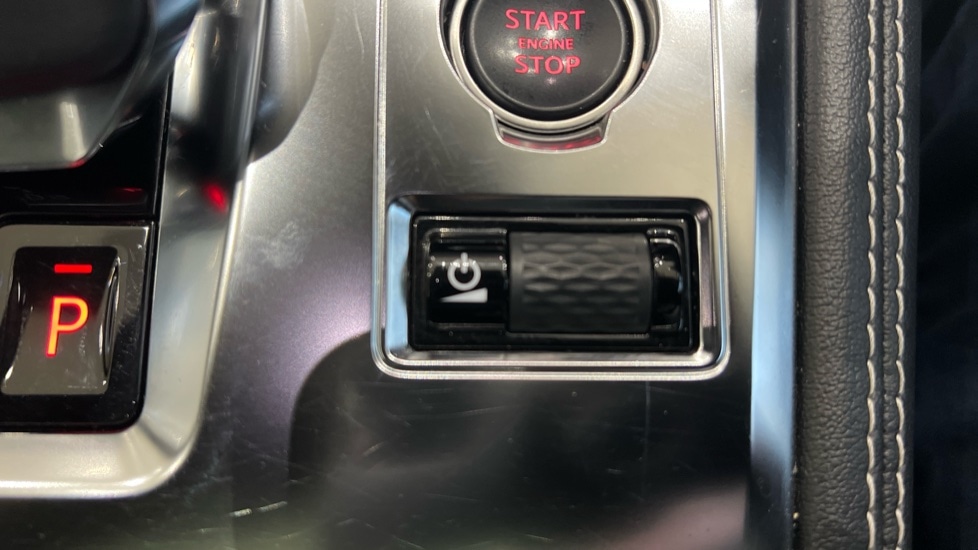 Used Jaguar F-Pace 2023 for sale - 76609585: Photo 66