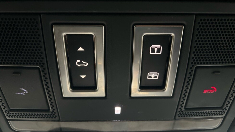 Used Jaguar F-Pace 2023 for sale - 76609585: Photo 67