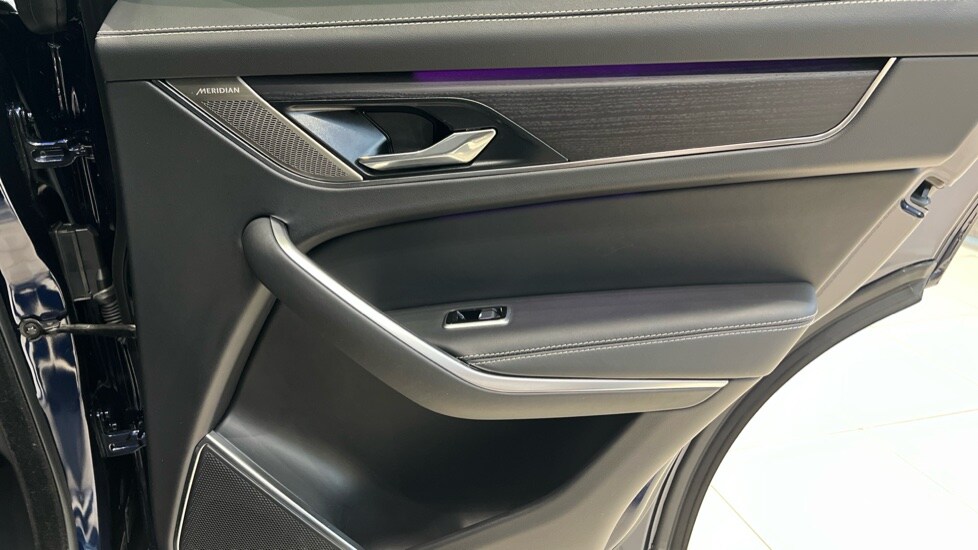 Used Jaguar F-Pace 2023 for sale - 76609585: Photo 82