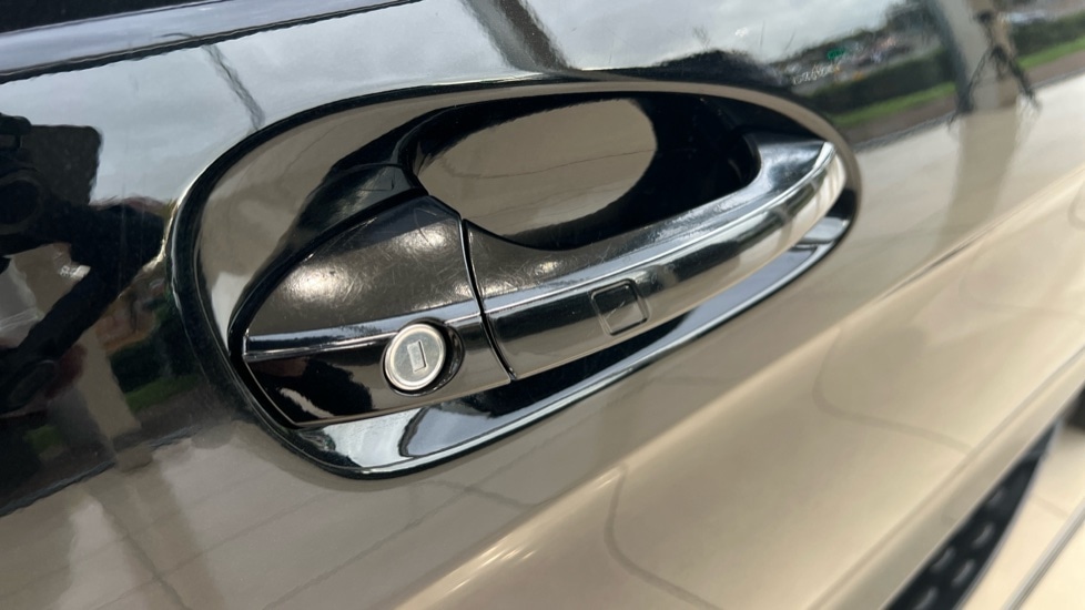 Used Mercedes-Benz GLE 2018 for sale - 76901264: Photo 44