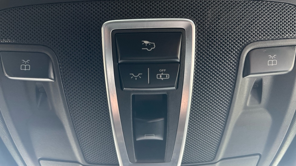 Used Mercedes-Benz GLE 2018 for sale - 76901264: Photo 60