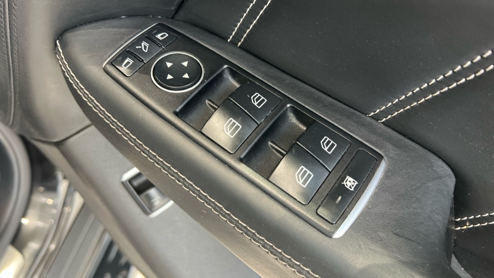 Used Mercedes-Benz GLE 2018 for sale - 76901264: Photo 66