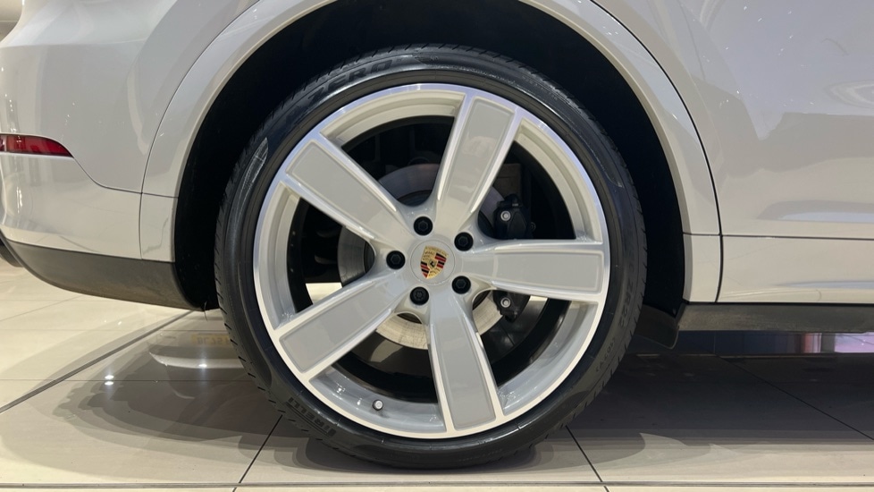 Used Porsche Cayenne 2022 for sale - 76861880: Photo 19