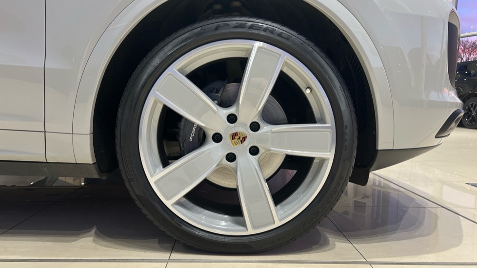 Used Porsche Cayenne 2022 for sale - 76861880: Photo 20