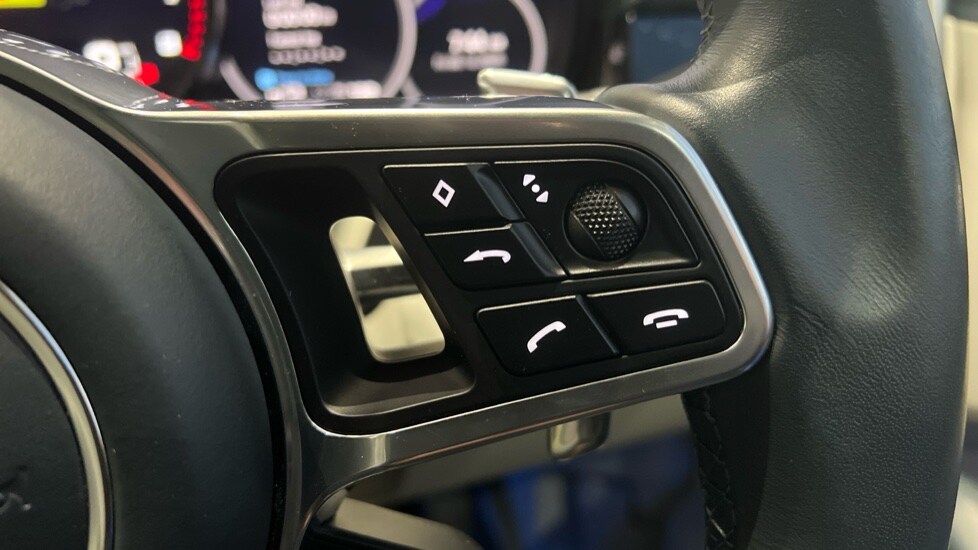 Used Porsche Cayenne 2022 for sale - 76861880: Photo 22