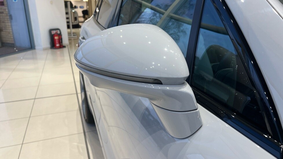 Used Porsche Cayenne 2022 for sale - 76861880: Photo 43