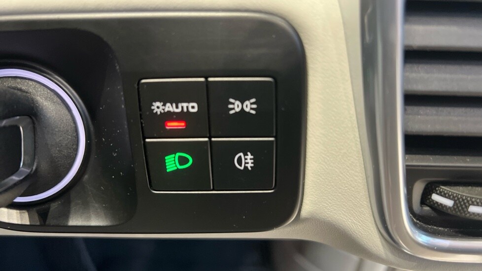 Used Porsche Cayenne 2022 for sale - 76861880: Photo 68