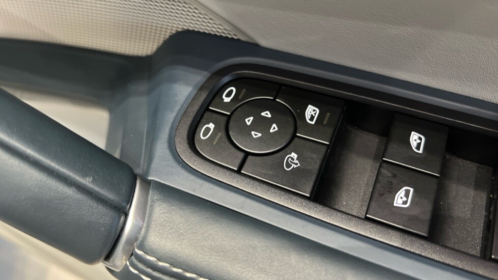 Used Porsche Cayenne 2022 for sale - 76861880: Photo 72