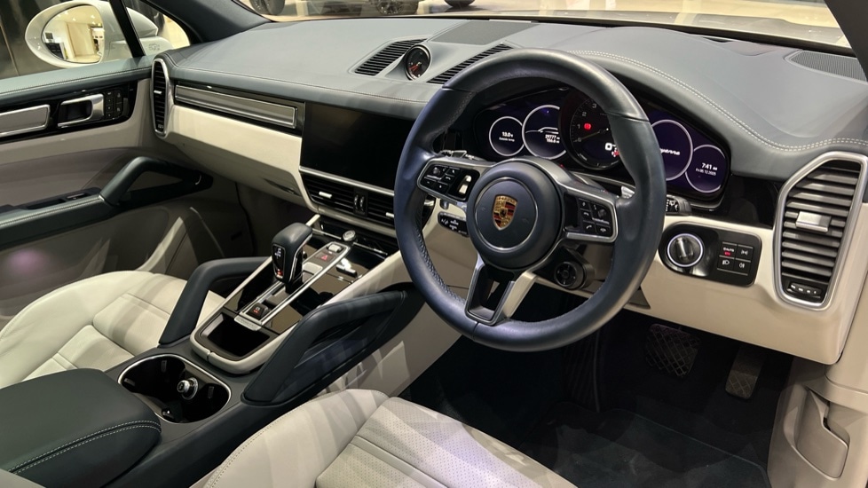 Used Porsche Cayenne 2022 for sale - 76861880: Photo 9