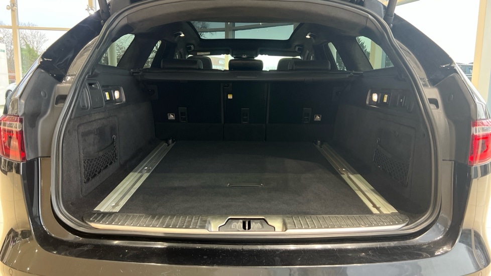 Used Jaguar XF 2021 for sale - 76937579: Photo 10