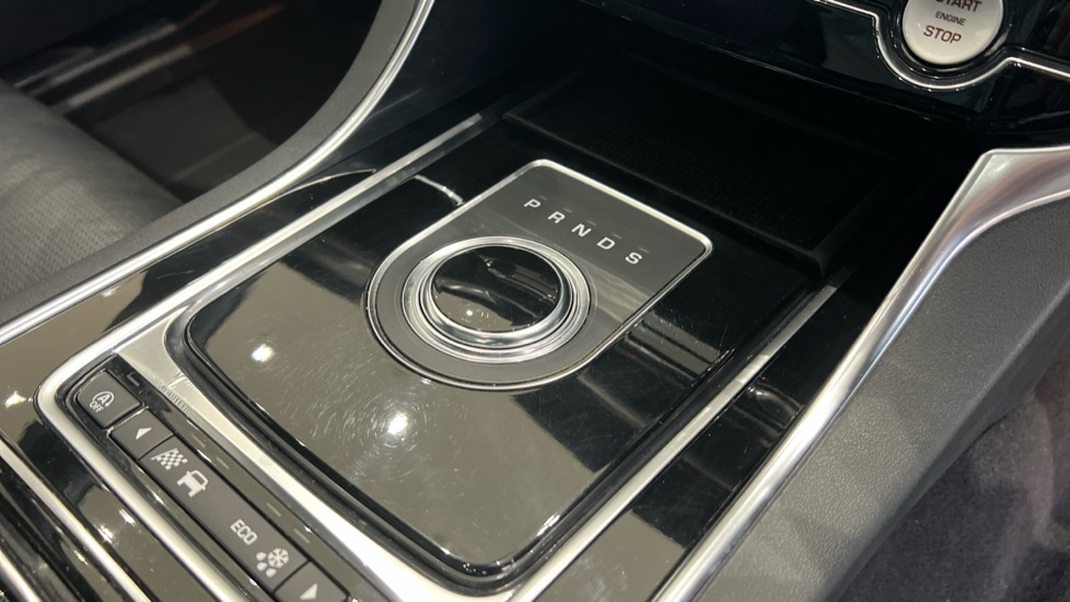 Used Jaguar XF 2021 for sale - 76937579: Photo 13