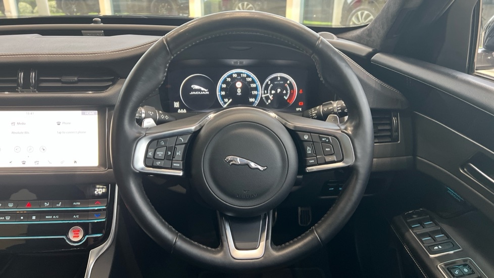 Used Jaguar XF 2021 for sale - 76937579: Photo 15