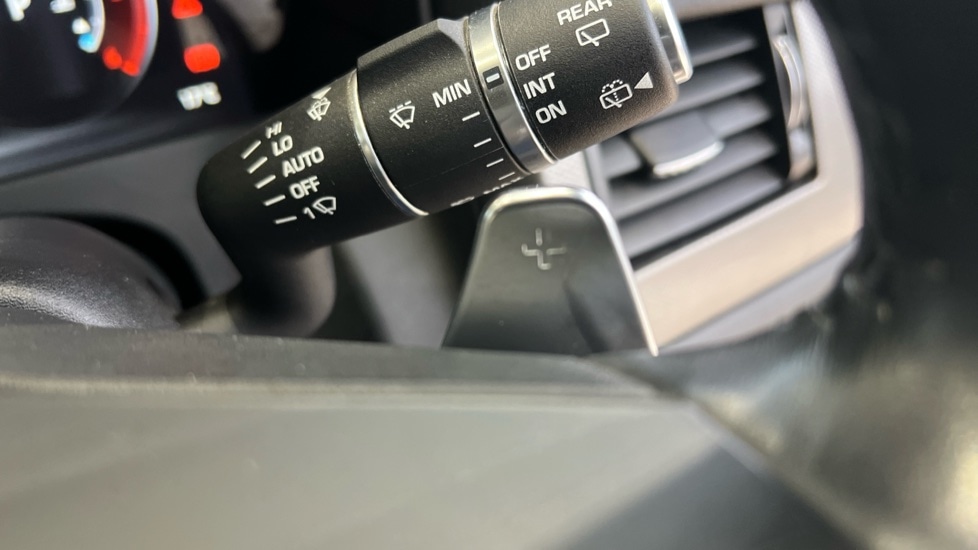 Used Jaguar XF 2021 for sale - 76937579: Photo 71